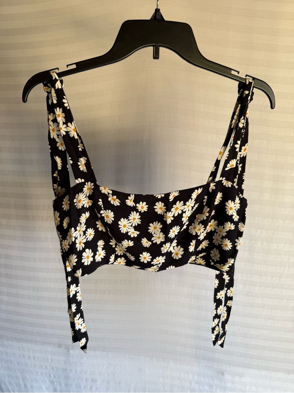 Reformation Black Daisy Crop Tank, Small